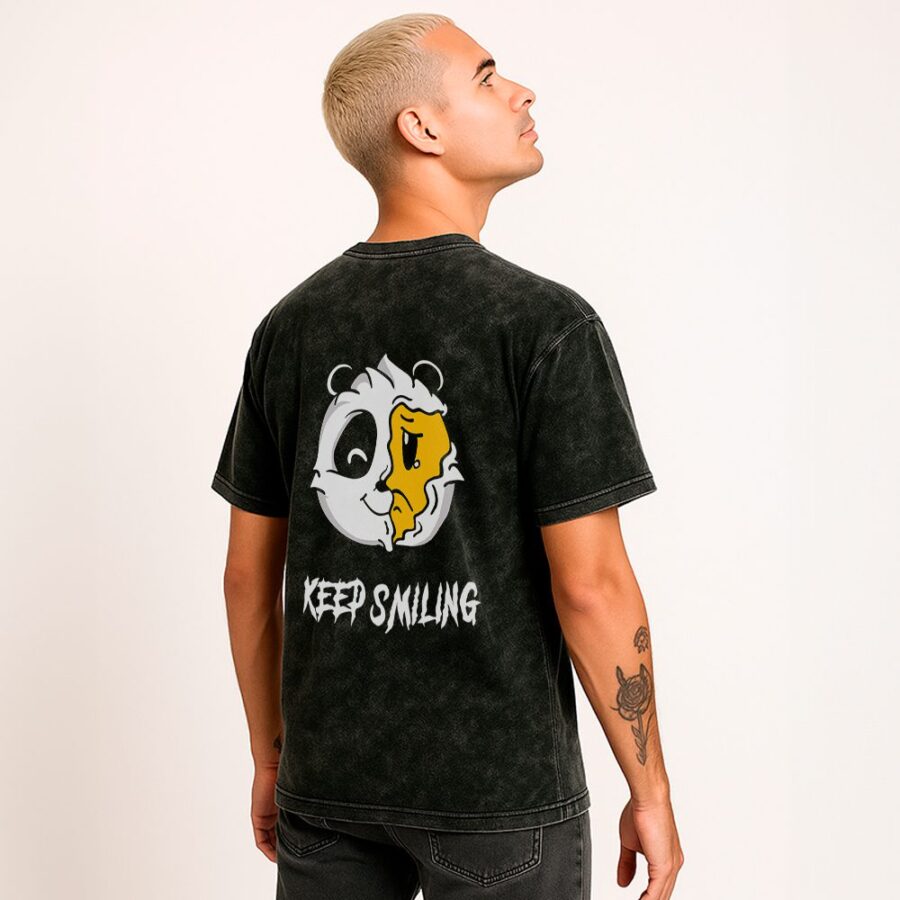 Remera Acid Wash Keep Smiling