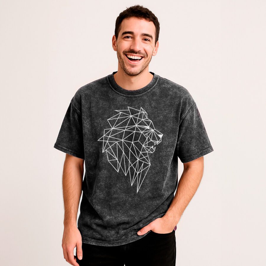 Remera Acid Wash de Lion